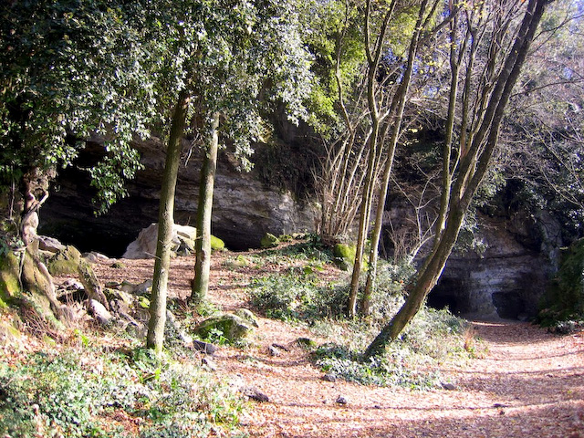 Caves, Lake Albano